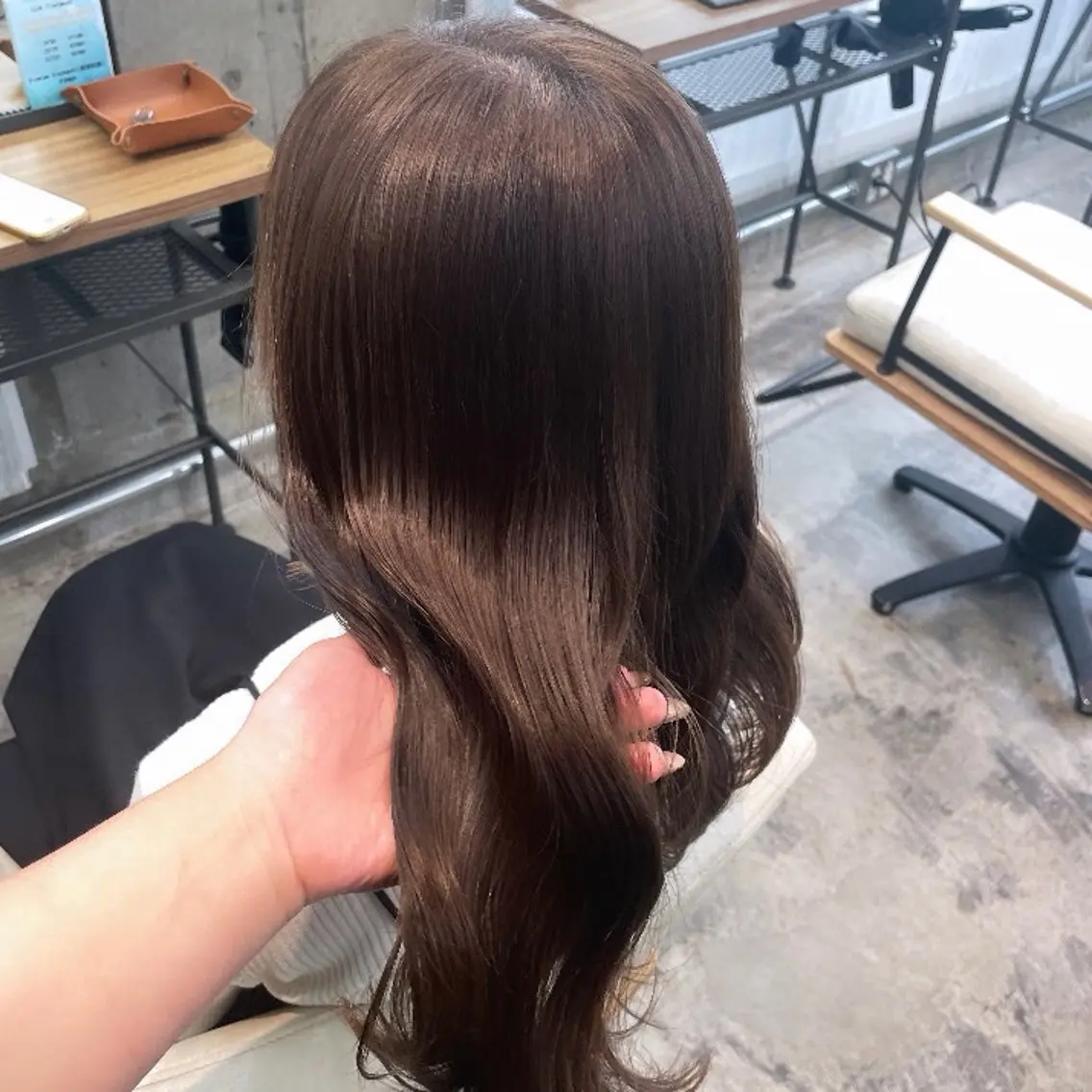 ロング 赤みなしカラー🫒✨ 真奈のヘアスタイル