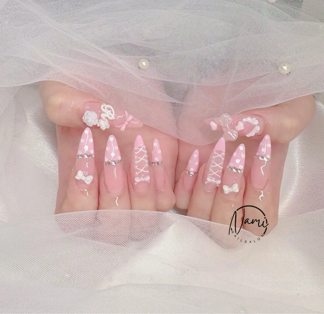 ネイル 長さ出し ガーリー 韓国ネイル ロングネイル 持ち込み Nami nail salonのネイルデザイン