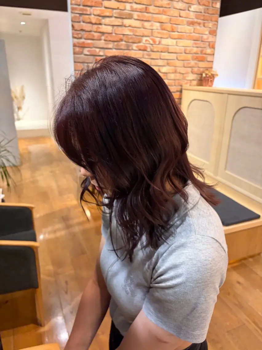 ミディアム ヘアカラー Suzu🪽 大宮美容室のヘアスタイル