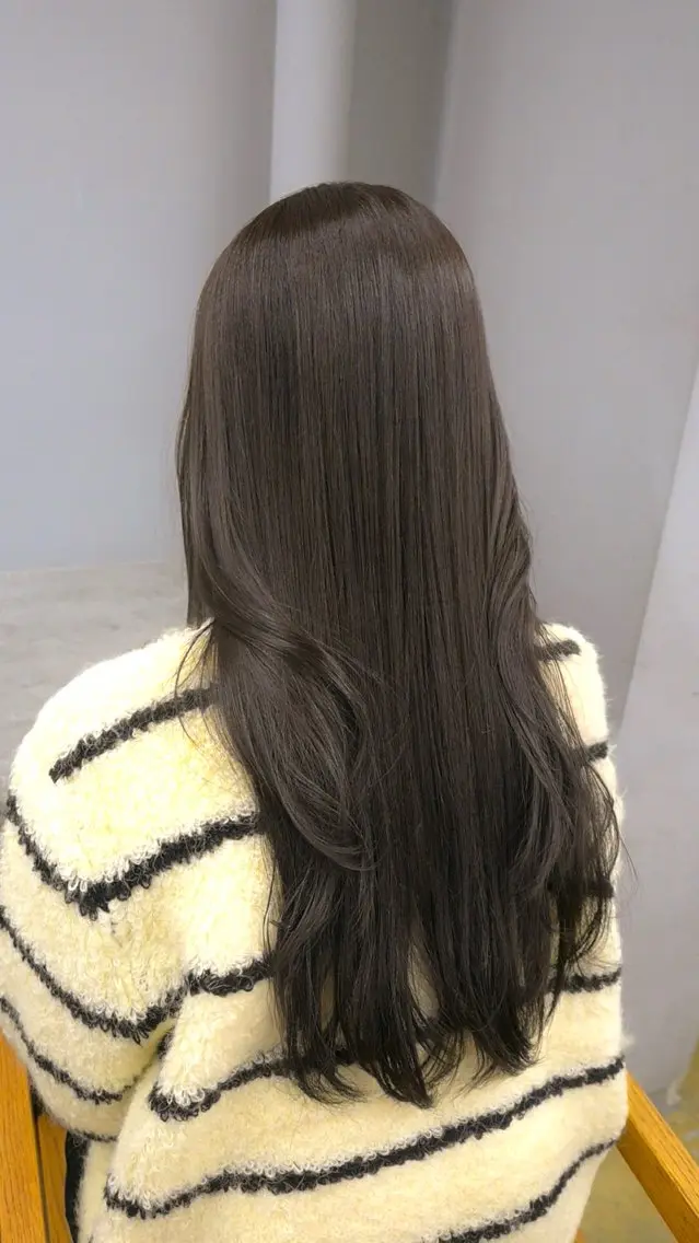 ロング カラー 日南乃/柔らか ブラウンカラーのヘアスタイル