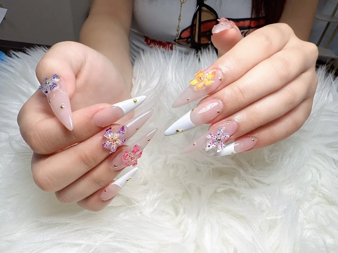 ネイル ENsalon akiのネイルデザイン