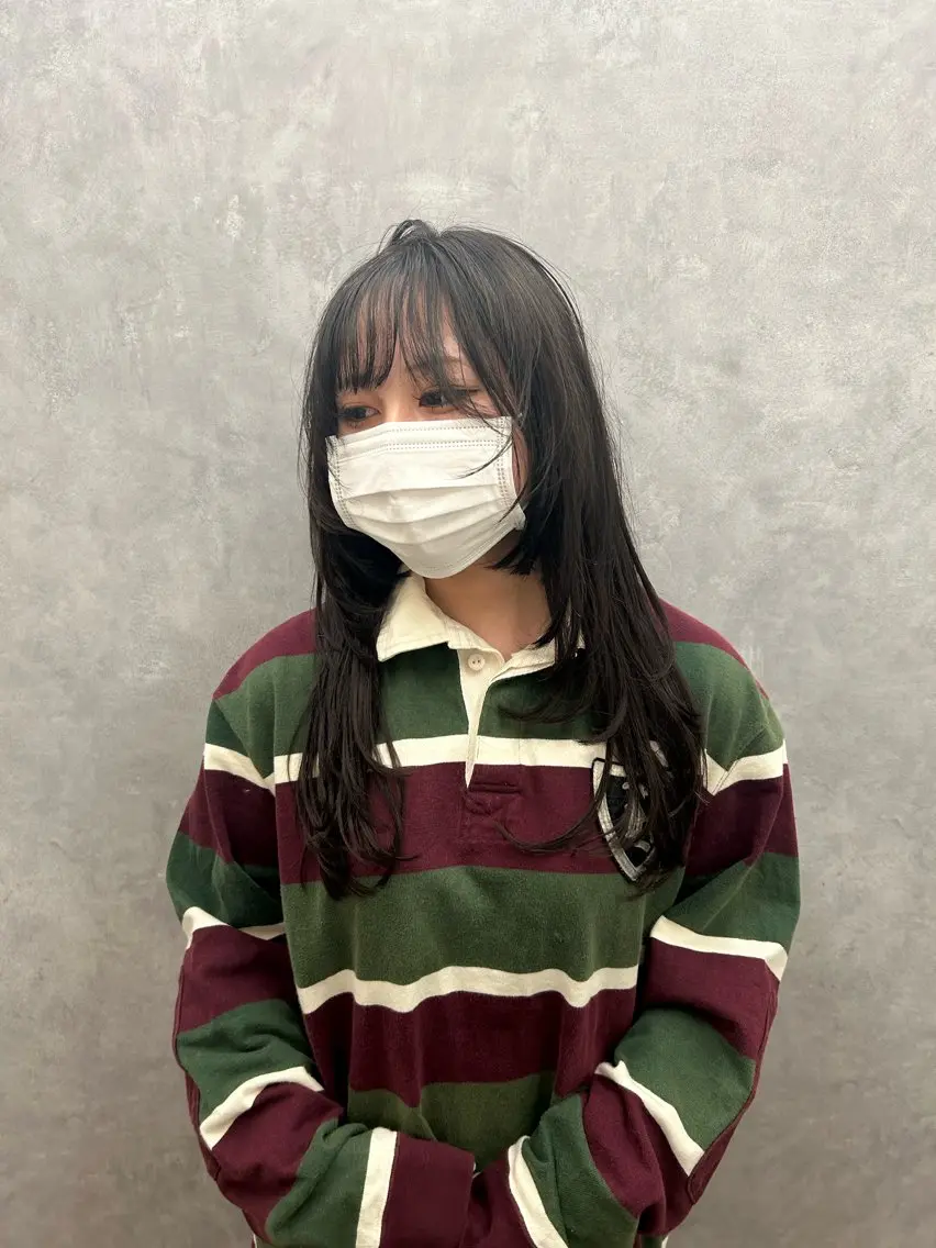 ロング 顔まわりレイヤー 顔周りカット レイヤーカット funnu ⋆꙳なつみのヘアスタイル