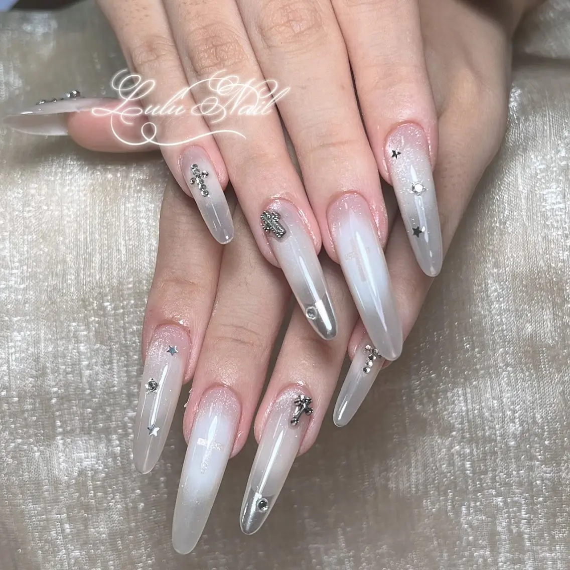 ネイル ハンドネイル Lulu Nail 🫧ユユのネイルデザイン