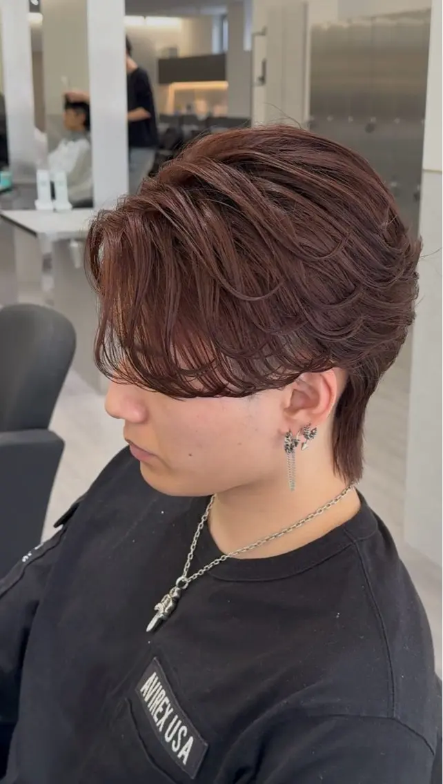 ショート カラー メンズ メンズブリーチ ブリーチ ブラウンカラー ナチュラルブラウン ブリーチなしカラー ヘアカラー レオ/カラーモデル 透明感カラー/メンズのヘアスタイル