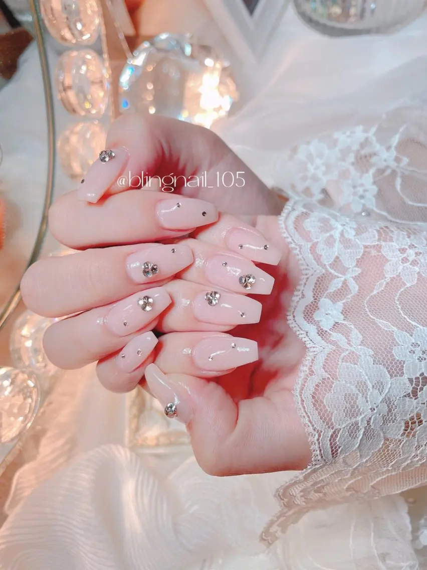 ネイル 24時まで❤︎韓国、 ワンホンネイルのネイルデザイン