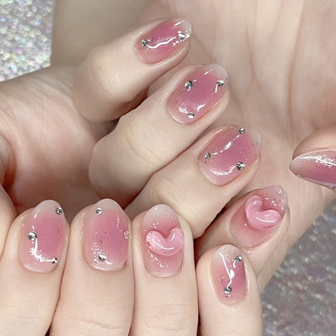 ネイル ハンドネイル Queens テイのネイルデザイン