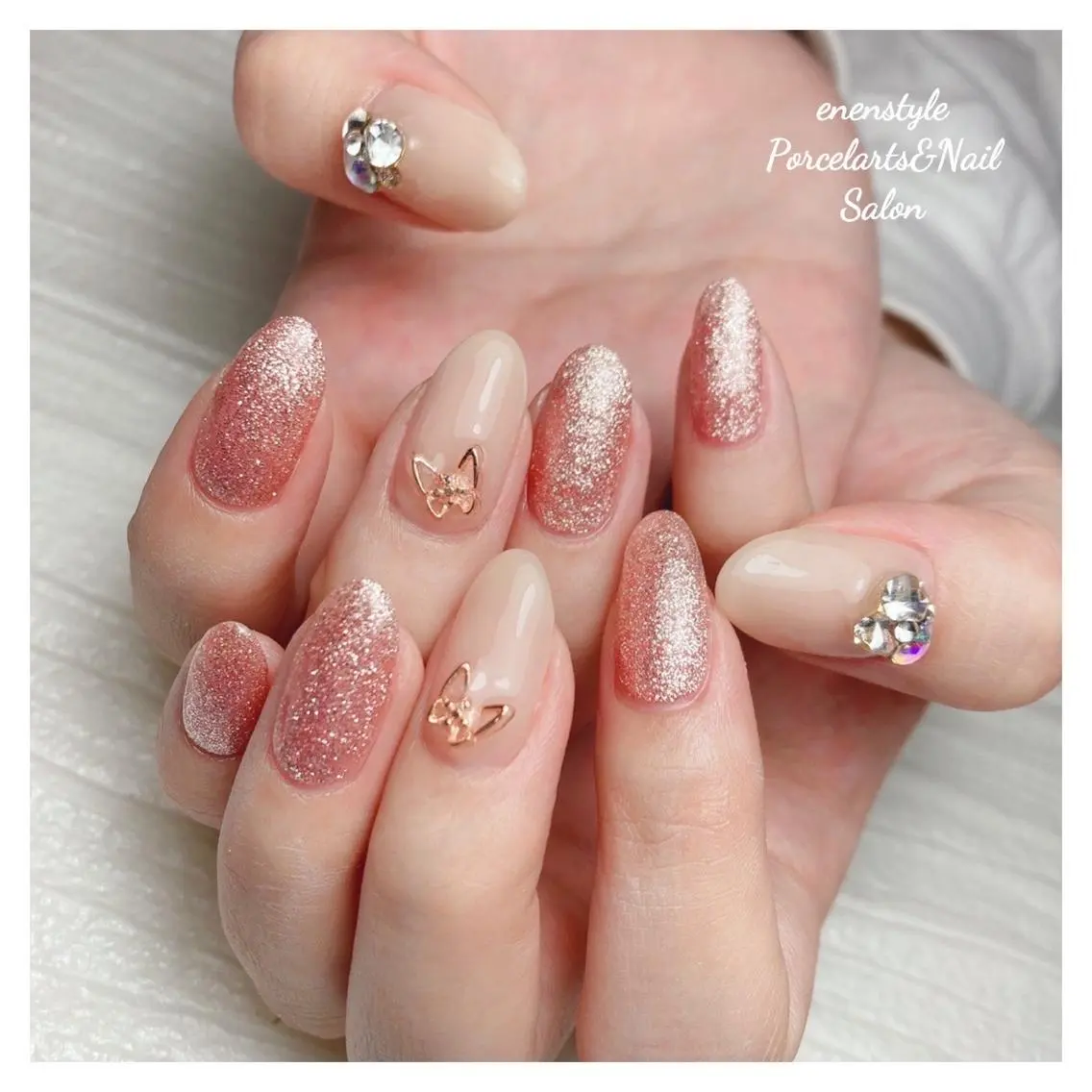 ミディアム ネイル 🐾enen style 🐾のネイルデザイン