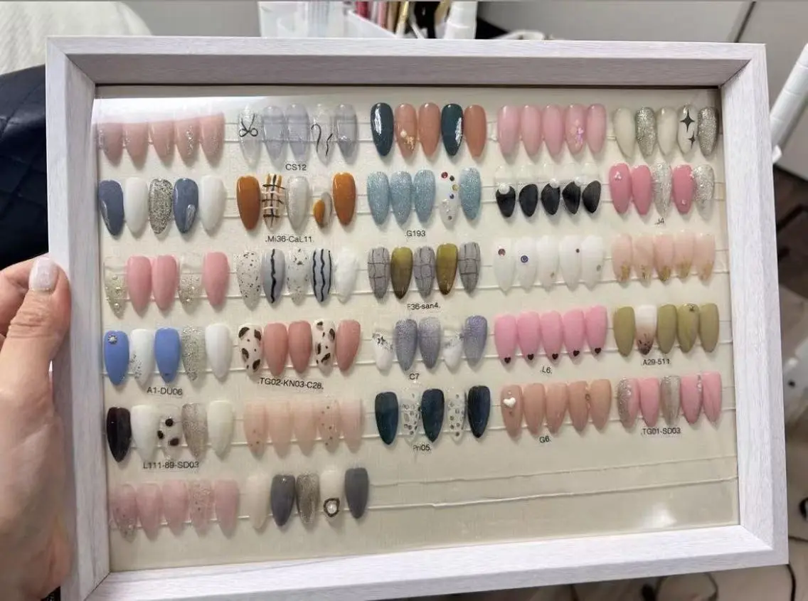 ネイル ハンドネイル カルミアネイル 逗逗(研修中）のネイルデザイン