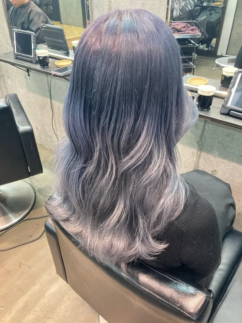 ミディアム カラー ✨最安値✨エクステ カラー🌼つきな🌼のヘアスタイル