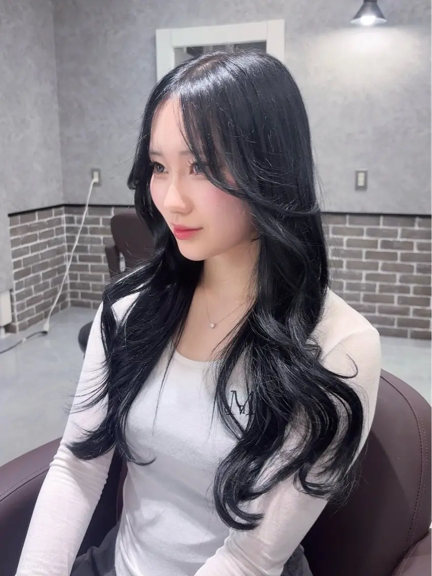ロング ヘアカラー トリートメント あい❤︎ /髪質改善/韓国巻きのヘアスタイル
