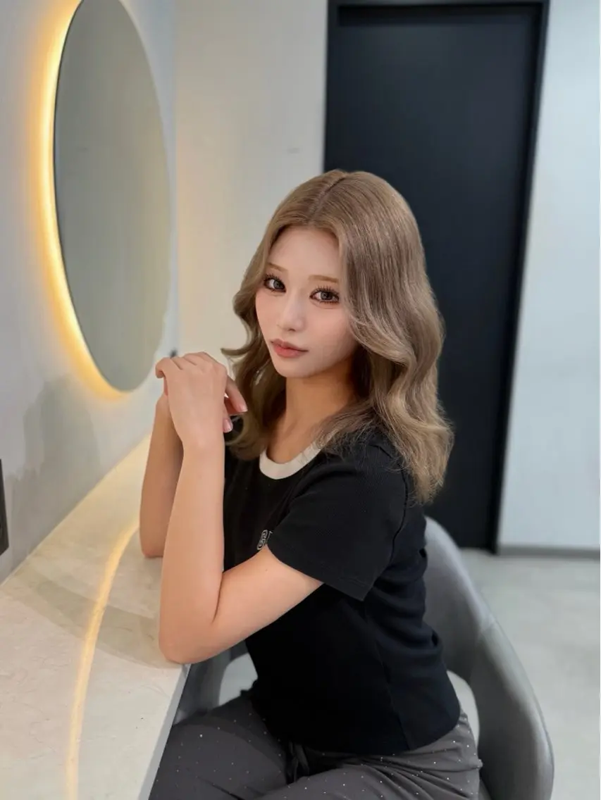 ミディアム カラー ベージュカラー ミルクティーベージュ トリートメント ヘアカラー トリートメント ギャルの女神/ Shionのヘアスタイル