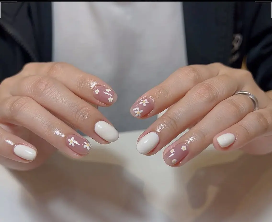 ネイル チークネイル フットネイル フレンチネイル グラデーション 韓国ネイル YUKI NAILのネイルデザイン