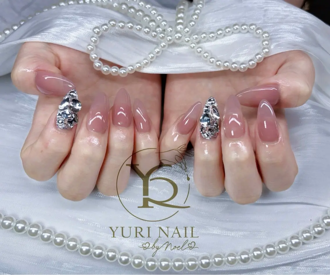 ネイル チークネイル フットネイル フレンチネイル グラデーション キラキラネイル ハンドネイル フットネイル ハンドケア YURI Nail Funabashiのネイルデザイン