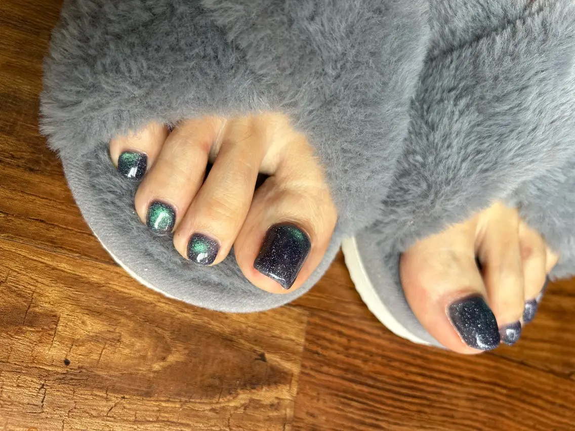 ネイル フットネイル sara +のネイルデザイン