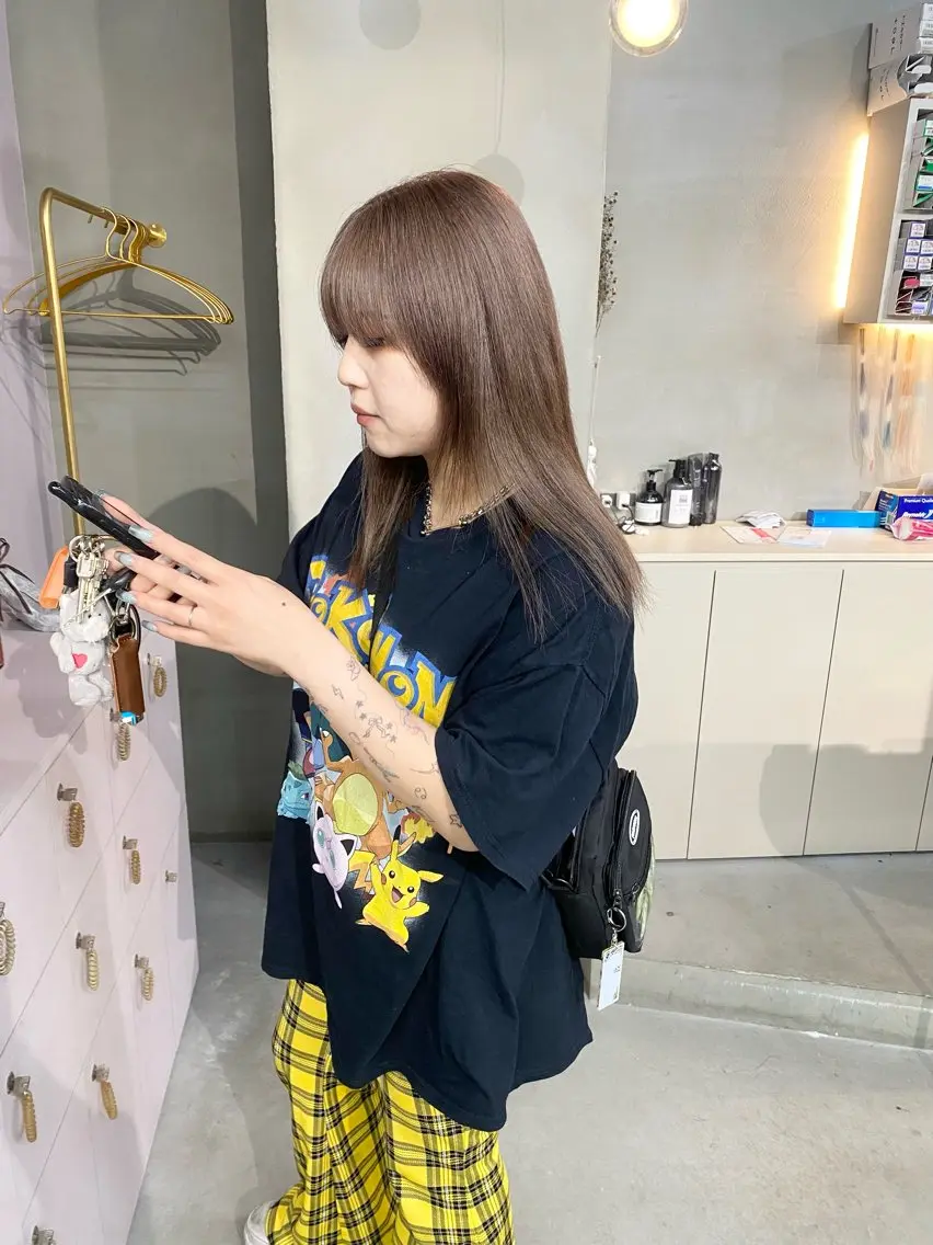 セミロング カラー ヘアカラー 前橋 姫奈のヘアスタイル