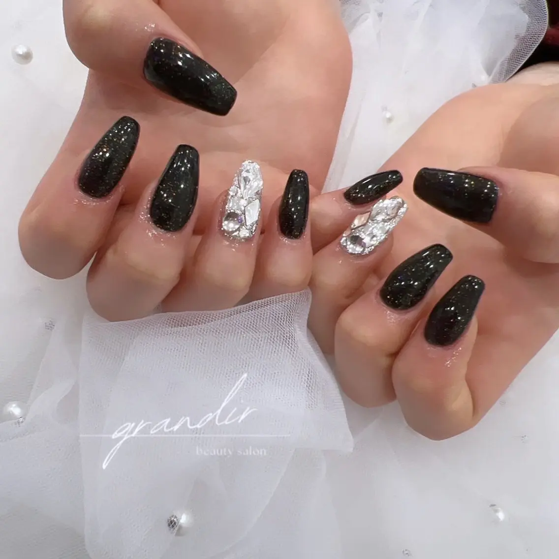 ネイル ハンドネイル grandir🦋 MOMOKAのネイルデザイン