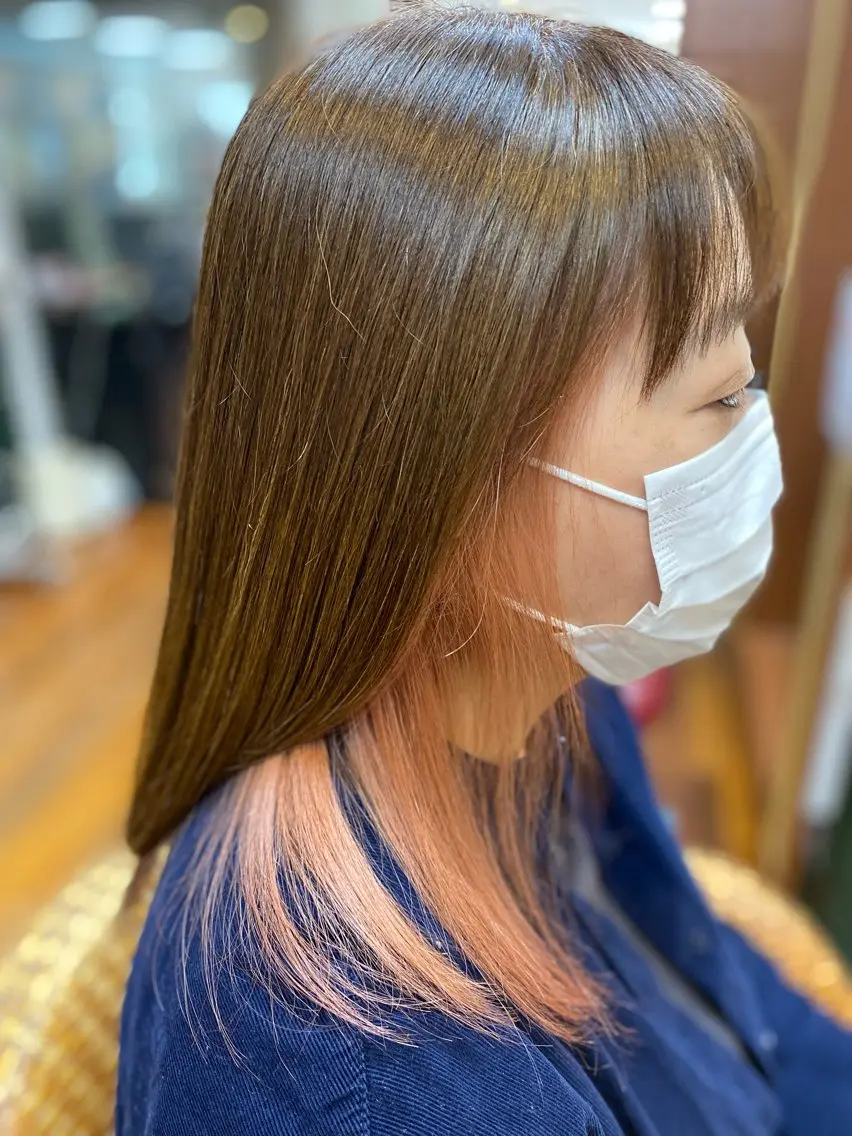 セミロング カラー インナーカラー オレンジ ヘアカラー 髪質改善/艶カラー 塩野成一のヘアスタイル