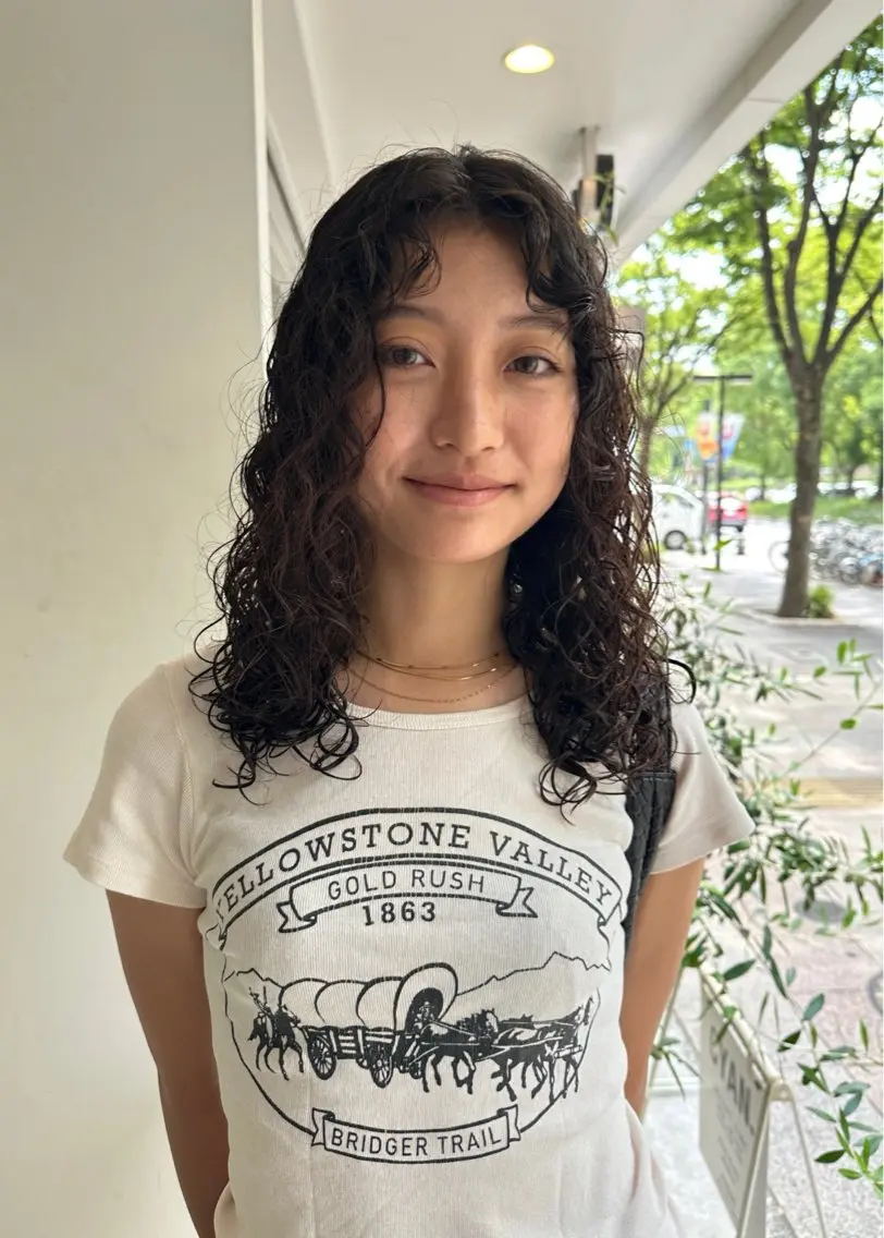 セミロング パーマ 松本 雪愛のヘアスタイル