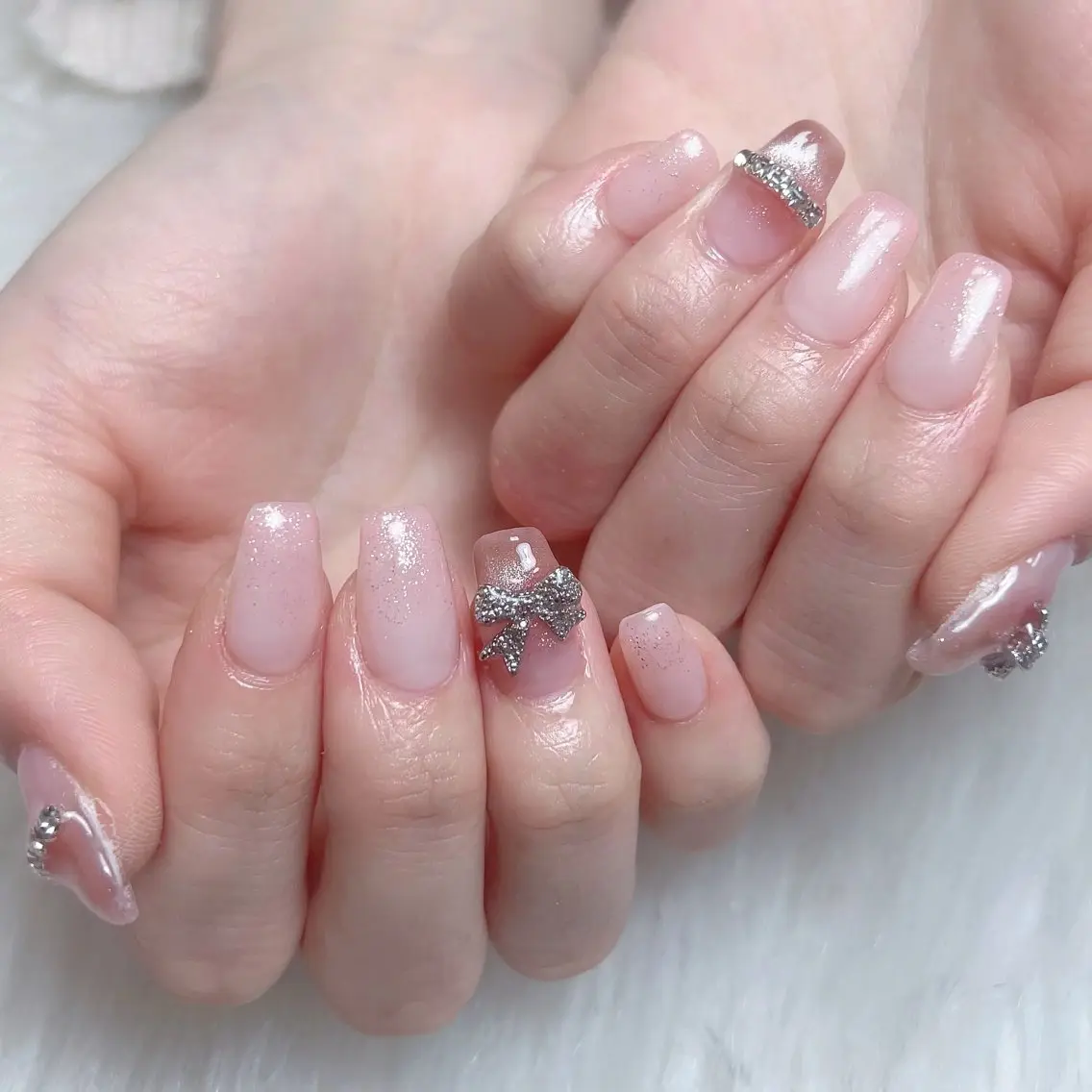 メンズ ネイル メンズ韓国風 アートネイル オーロラネイル ガーリー キラキラネイル ハンドネイル Nail salon 木にいるのネイルデザイン