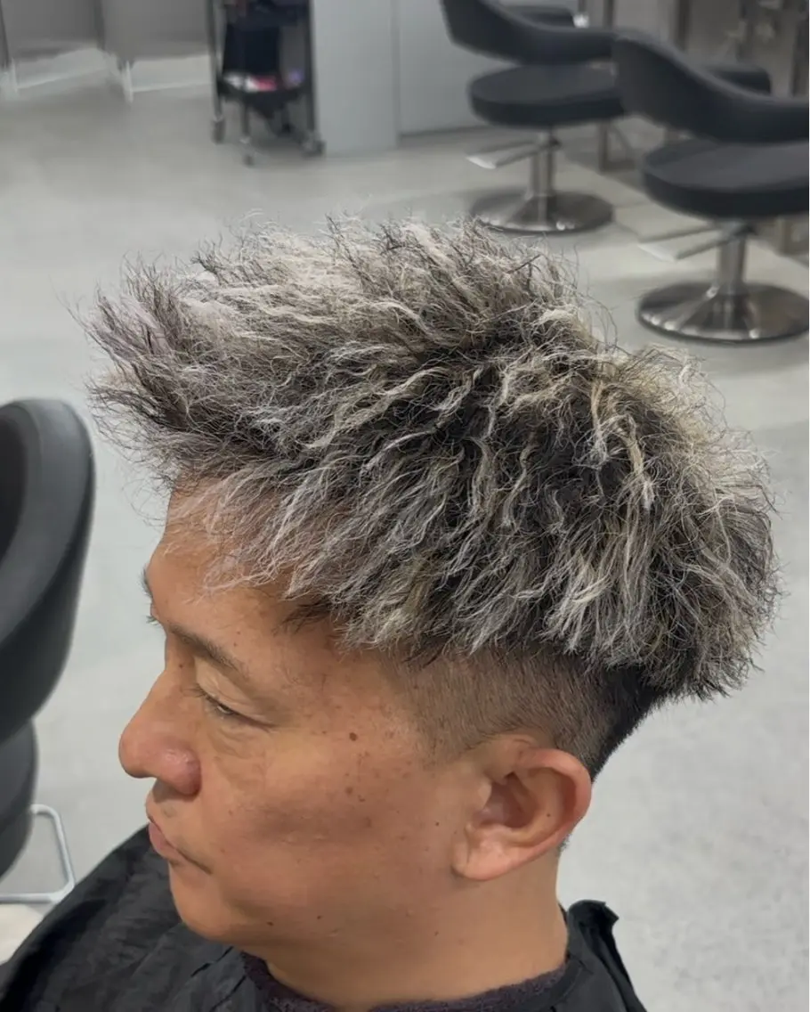ショート カラー パーマ メンズ カット ヘアカラー パーマ メンズ特化⚡️パーマ テッタのヘアスタイル