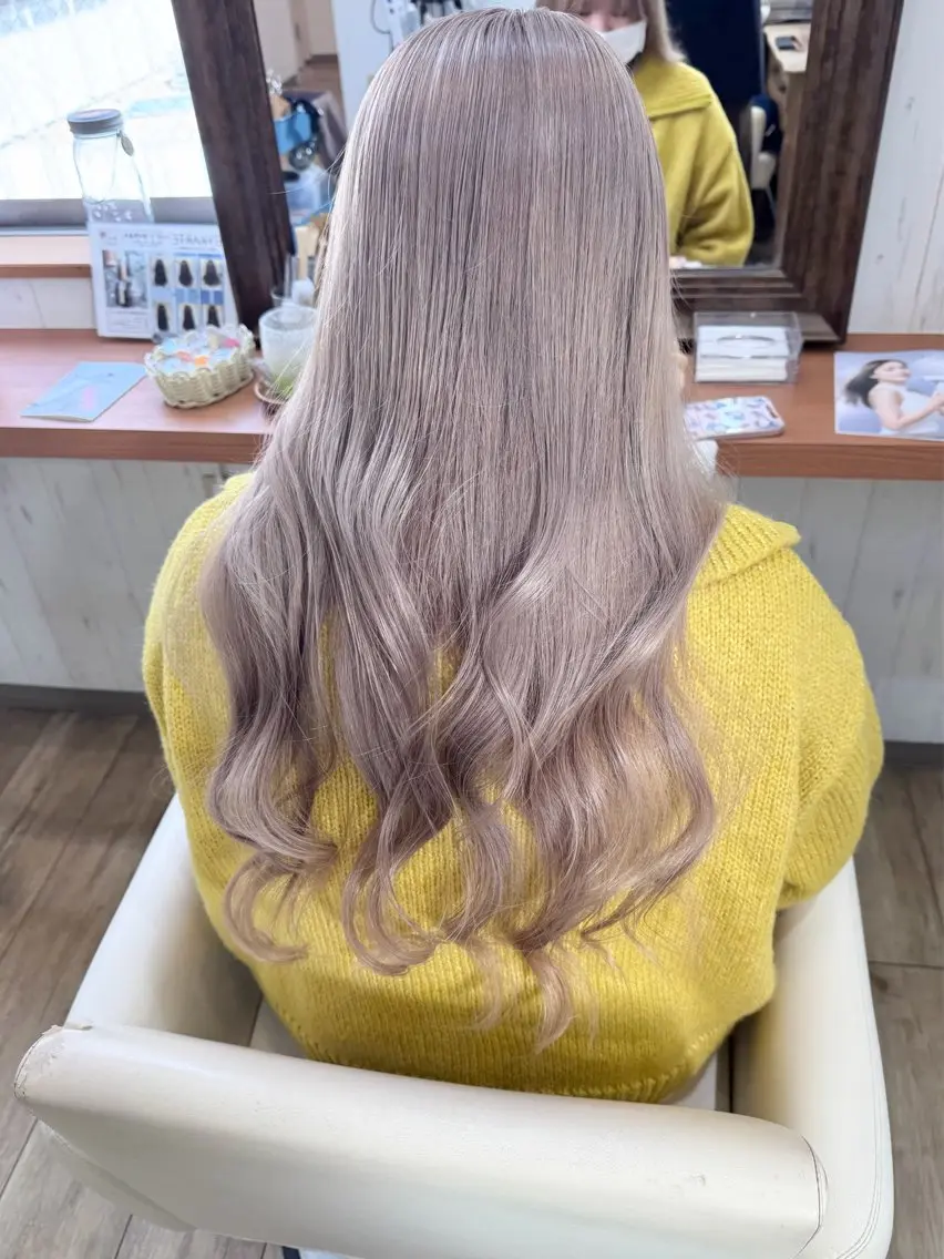 カラー ンジハ えみのヘアスタイル