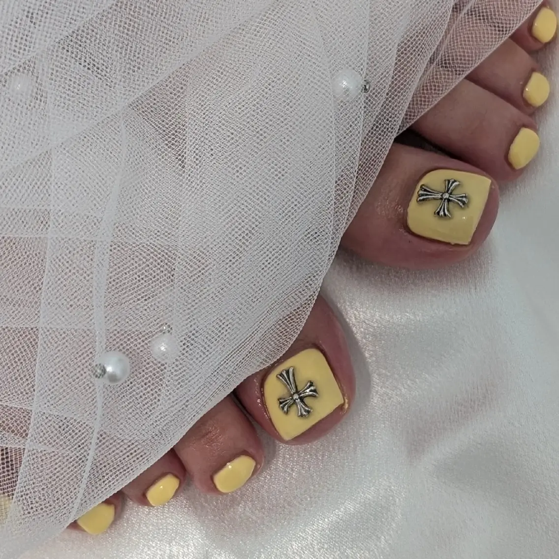 【フット・オフ込】 単色カラーワンカラー+親指のみパーツ(埋め尽くし不可)の写真