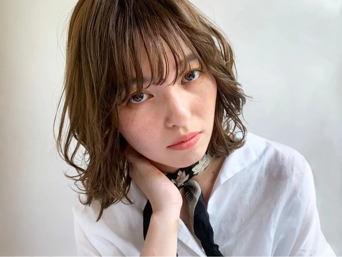 ミディアム カラー パーマ カット パーマ 髪質改善 縮毛矯正/ レイヤー/銀座/本木のヘアスタイル