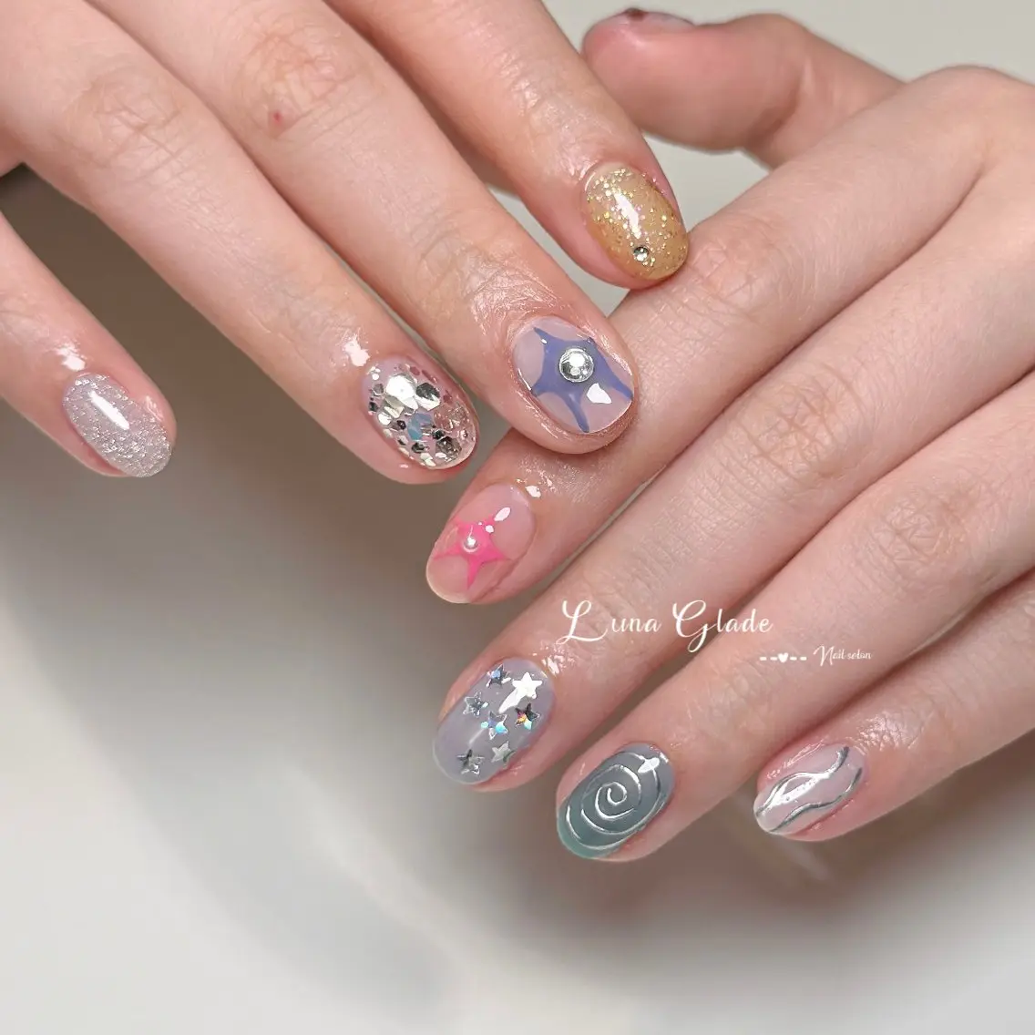 ネイル ハンドネイル Luna Gladeのネイルデザイン