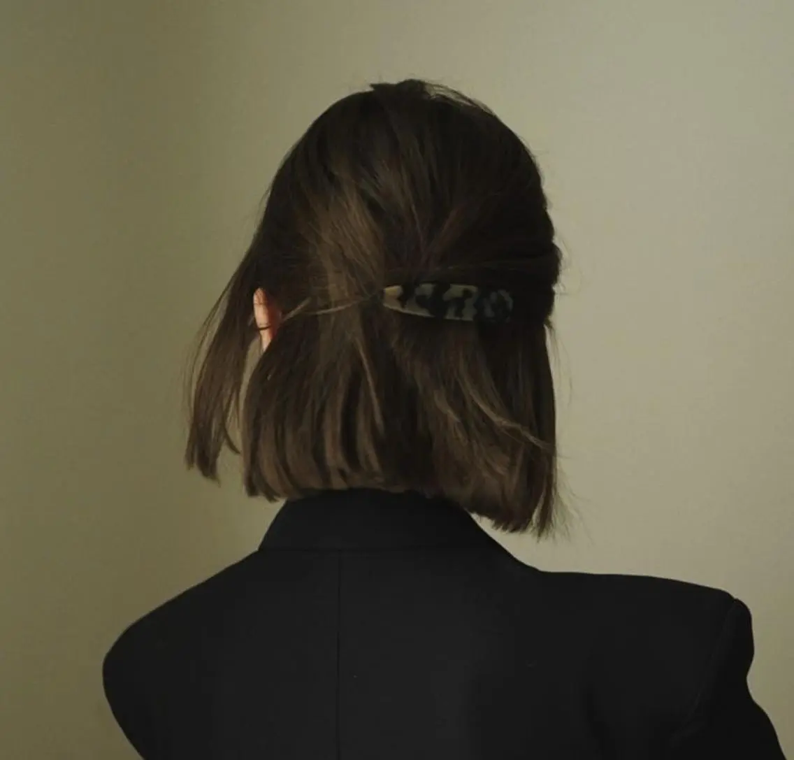 ショート ぱつっとボブ/ ボブ特化/タッセルのヘアスタイル