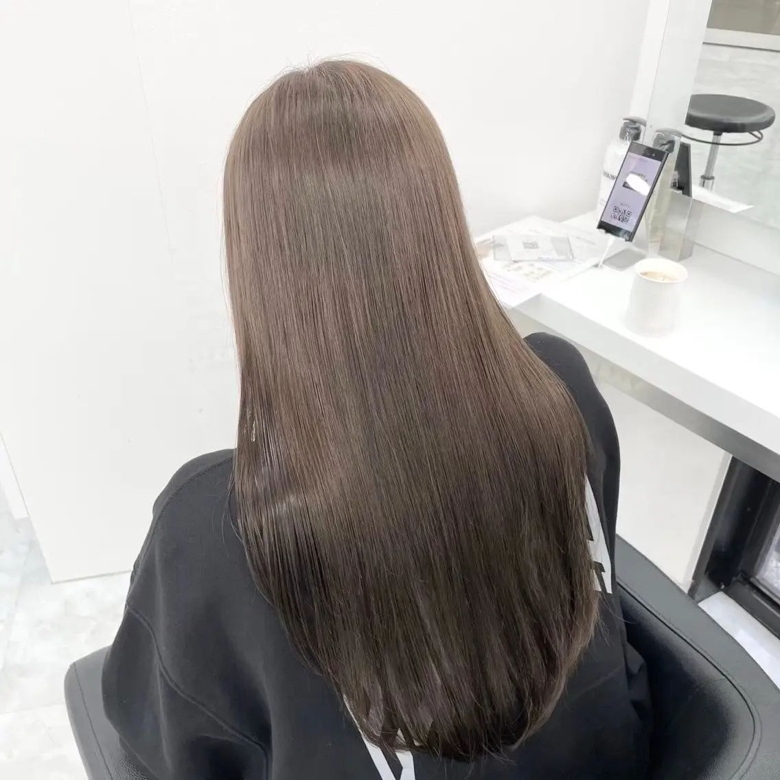 ロング カラー 🫧ハイトーン/艶髪 レイヤー/るか🫧のヘアスタイル