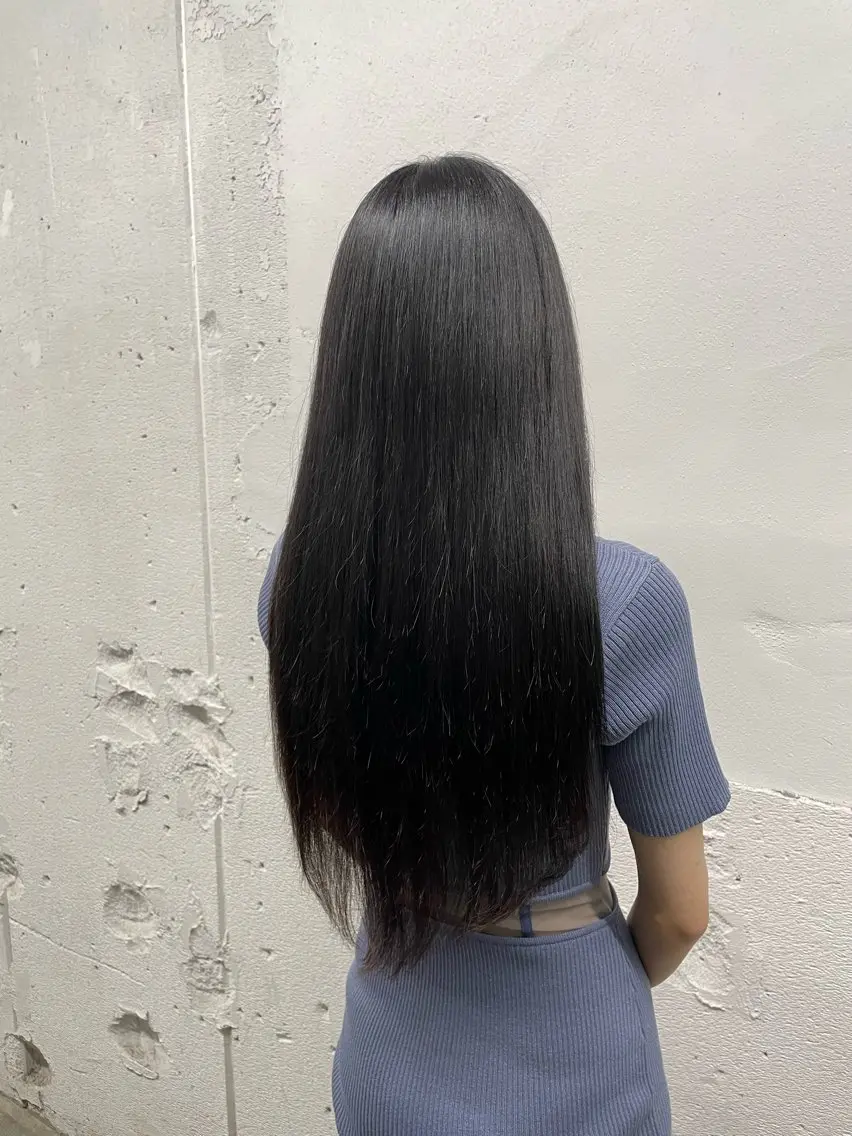 ロング カラー シールエクステ バレイヤージュ ミストバング ダークグレー ダークグレージュ ヘアカラー エクステ 🧡艶髪/エクステ 🫧🧡YUKI❄️のヘアスタイル