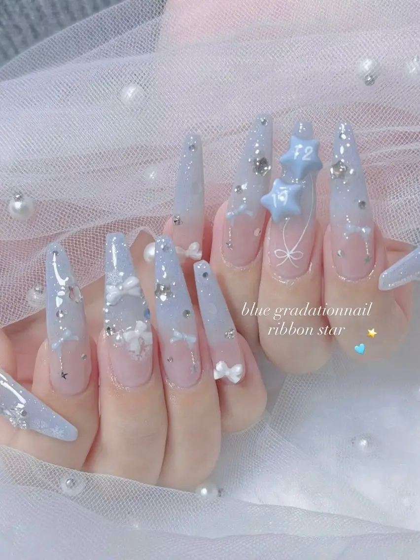 ネイル 長さ出し キラキラネイル 韓国ネイル ロングネイル ワンホンネイル ハンドネイル Josie nail salonのネイルデザイン