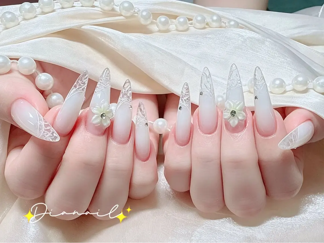 ネイル フットネイル 韓国ネイル レース マグネットネイル ニュアンスネイル ハンドネイル Dia nail サロンのネイルデザイン