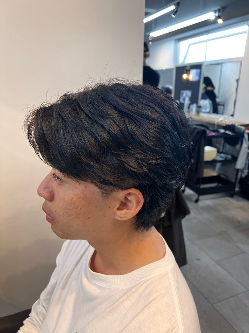 メンズ メンズパーマ カット パーマ 毛流れ矯正支持率 No.1🔥瀬川竜生のヘアスタイル