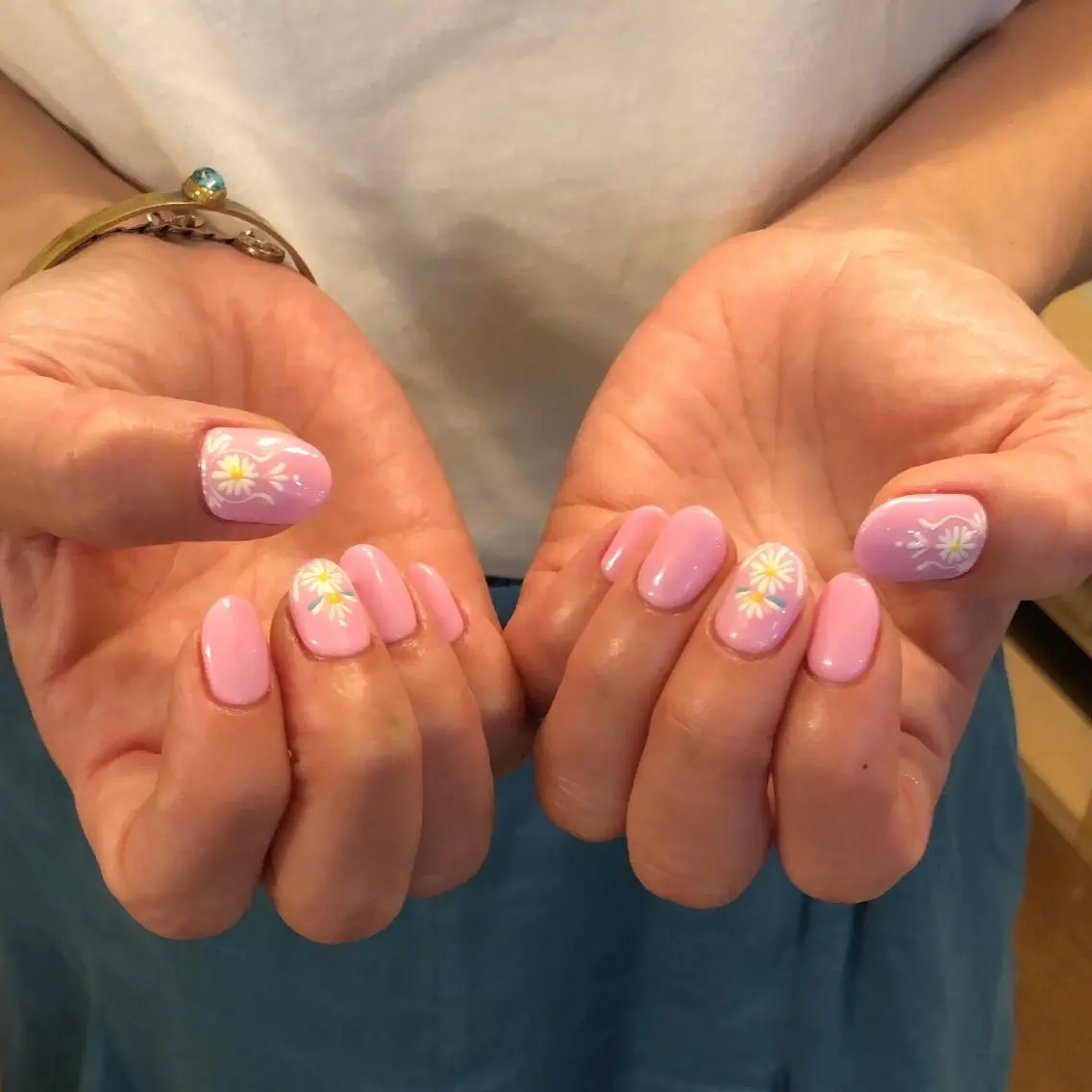 ネイル ハンドネイル フットネイル ハンドケア Miyagi Asamiのネイルデザイン