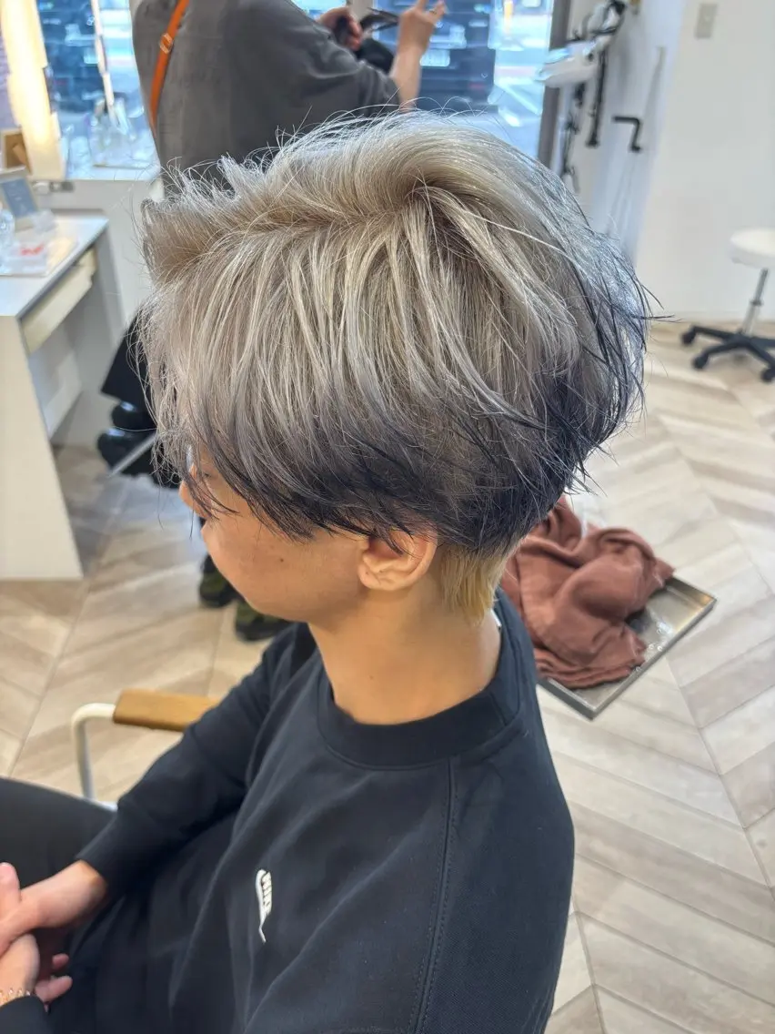 ショート カラー パーマ ヘアアレンジ メンズ キッズ メンズブリーチ センターパート カルマパーマ マッシュ メンズパーマ 🫧Selene SHOGO🫧のヘアスタイル