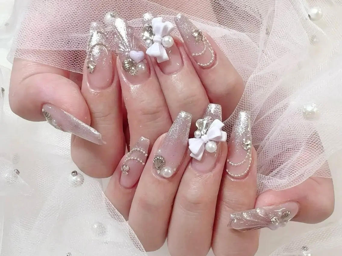 ネイル オーロラネイル ボルドー ブラウン 氷ネイル・うるうるネイル キラキラネイル ハンドネイル Sora  Nail 長さ出し専門店のネイルデザイン