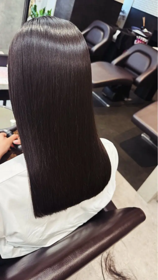 セミロング 縮毛矯正 トリートメント ニシカワ ユズミのヘアスタイル
