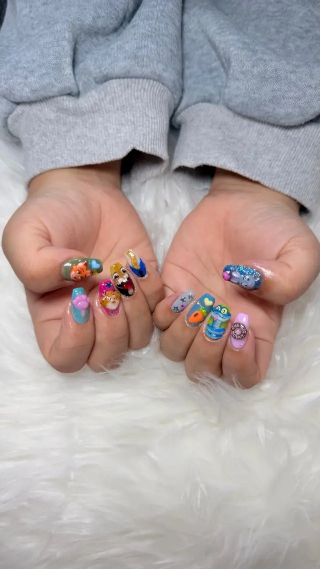 ネイル 持ち込み ･:*+.✳︎˚✧₊ MAKI NAILのネイルデザイン