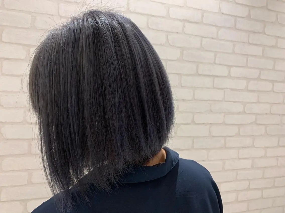 ミディアム カラー ブルーカラー ブルーグレー ブルーグレージュ グレージュ Gain Nanamiのエステ・リラクイメージ
