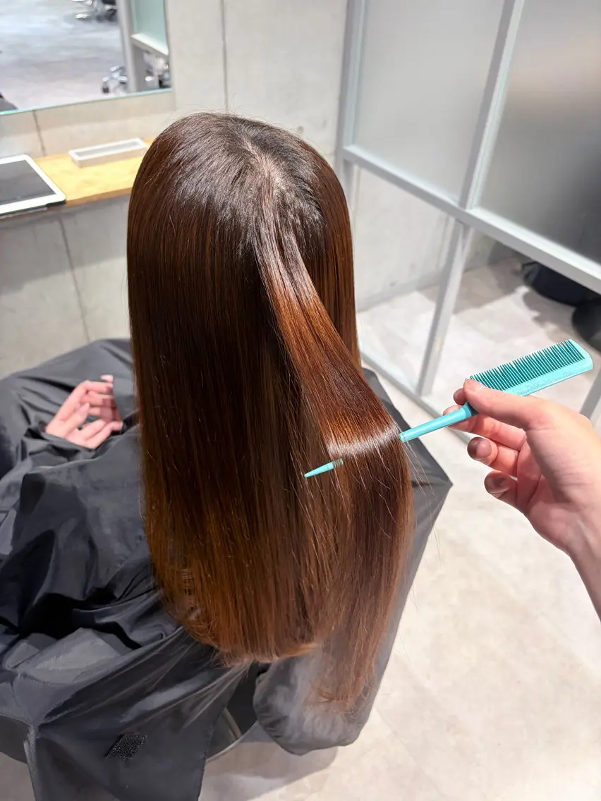 ロング 縮毛矯正 カット 縮毛矯正 リナ⚡️ツヤ髪 カラー newi池袋のヘアスタイル