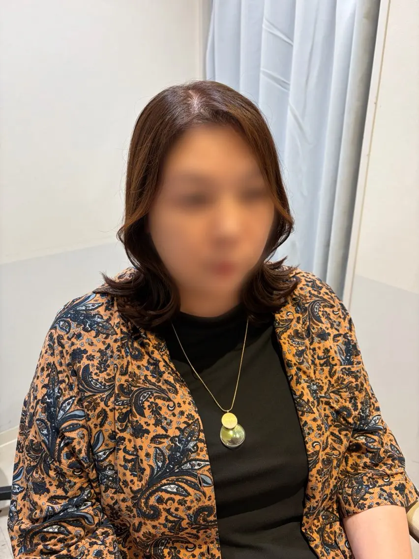 ミディアム カラー くびれヘア カット ヘアカラー トリートメント 韓国ヘア•艶カラー 飛鳥 薫のヘアスタイル