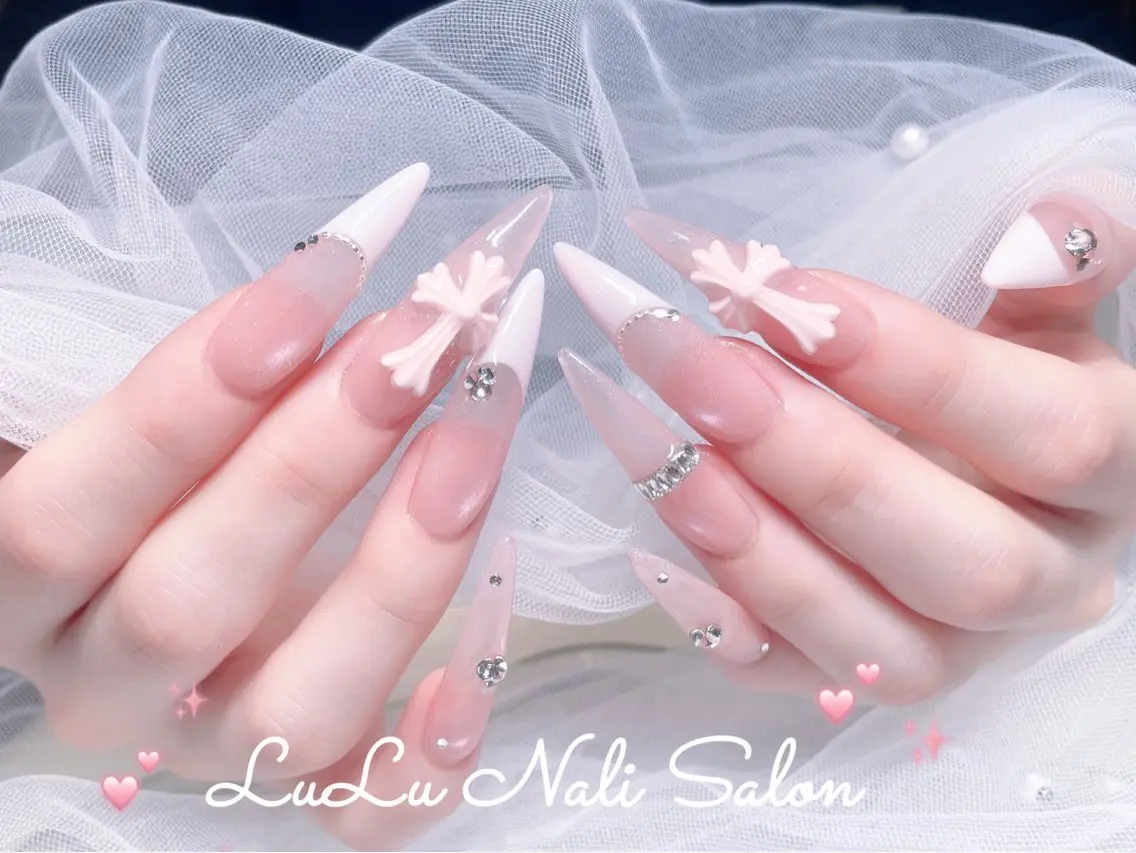 ネイル ハンドネイル LuLu ネイルサロンのネイルデザイン