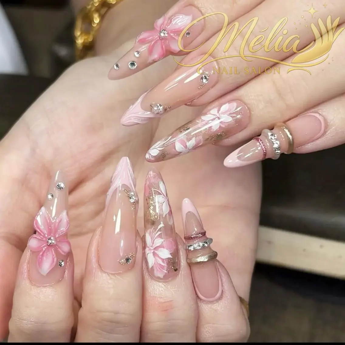 ネイル グラデーション 韓国ネイル ロングネイル 持ち込み シンプルネイル Melia Nail Nambaのネイルデザイン