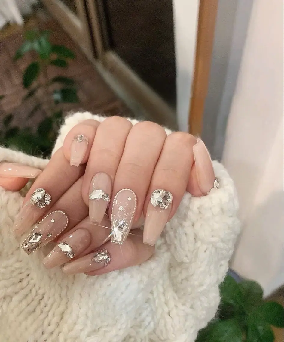 ネイル キラキラネイル マグネットネイル ミラーネイル ニュアンスネイル 春ネイル MeiMei Nail モデル募集のネイルデザイン