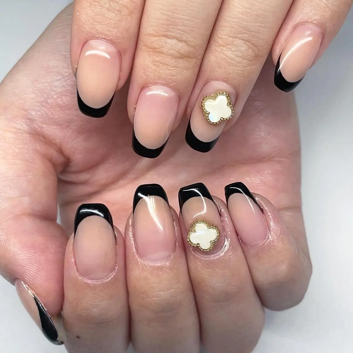 ネイル ジェルネイル グラデーション 持ち込み ニュアンスネイル オフィスネイル Lety maoのネイルデザイン