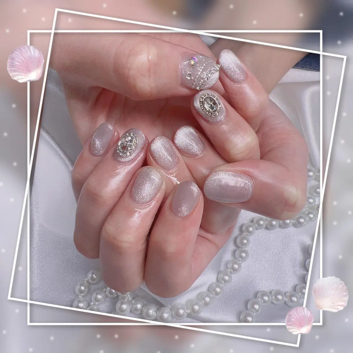 ネイル フレンチネイル キラキラネイル 韓国ネイル マグネットネイル マグネットフレンチ Chill Nailsalonのネイルデザイン
