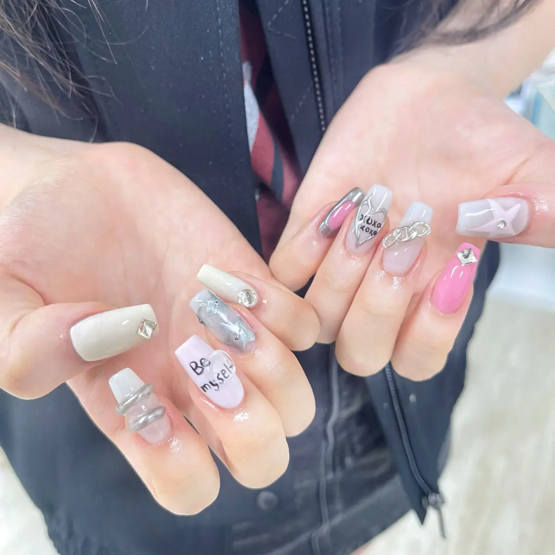 ネイル ハンドネイル 🫧NUR NAIL✨のネイルデザイン