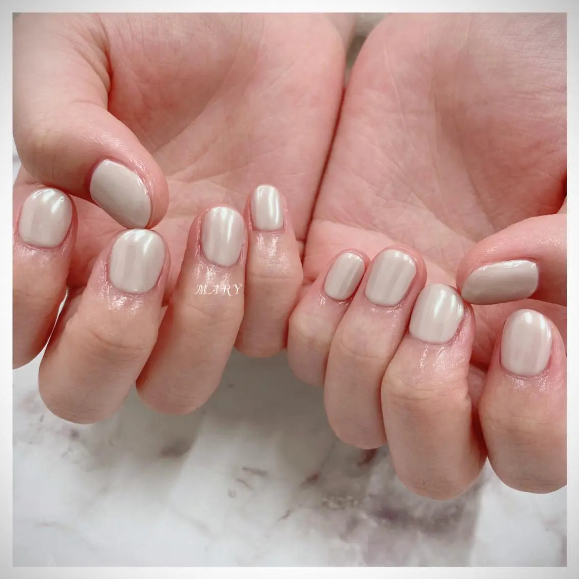 ネイル オーロラネイル ニュアンスネイル オフィスネイル ワンカラーネイル シンプルネイル ハンドネイル Mary nail .narumiのネイルデザイン
