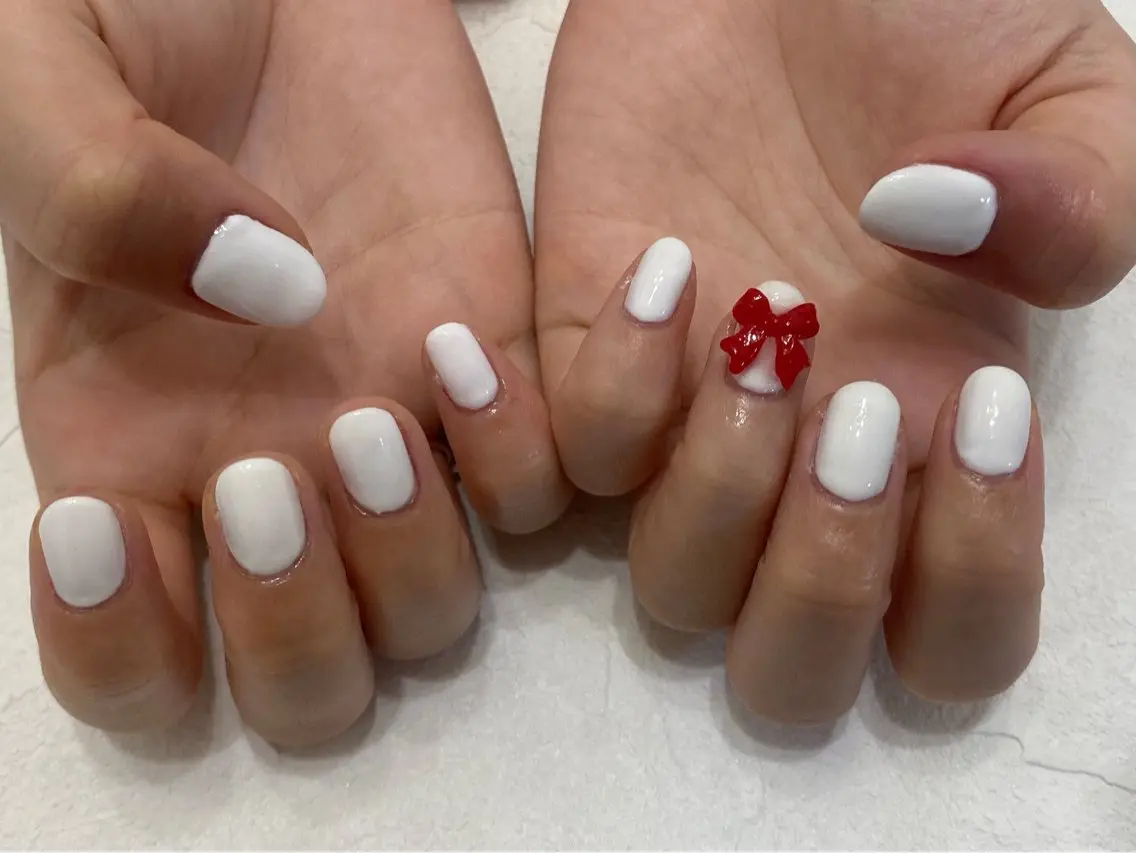 ネイル オーロラネイル フットネイル フレンチネイル ジェルネイル 韓国ネイル mogunail &blowのネイルデザイン
